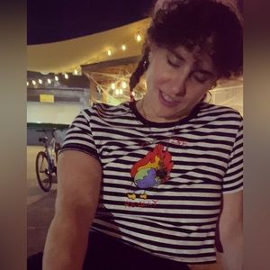 Meet your Posher, Hillary